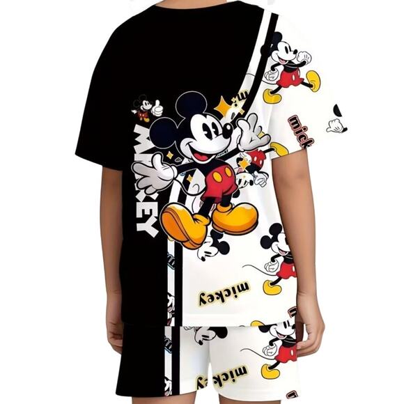 NWT ~ 2 Piece Unisex Mickey Mouse Short Sleeve Top & Shorts ~ Women's Men's 2XL - Picture 2 of 2